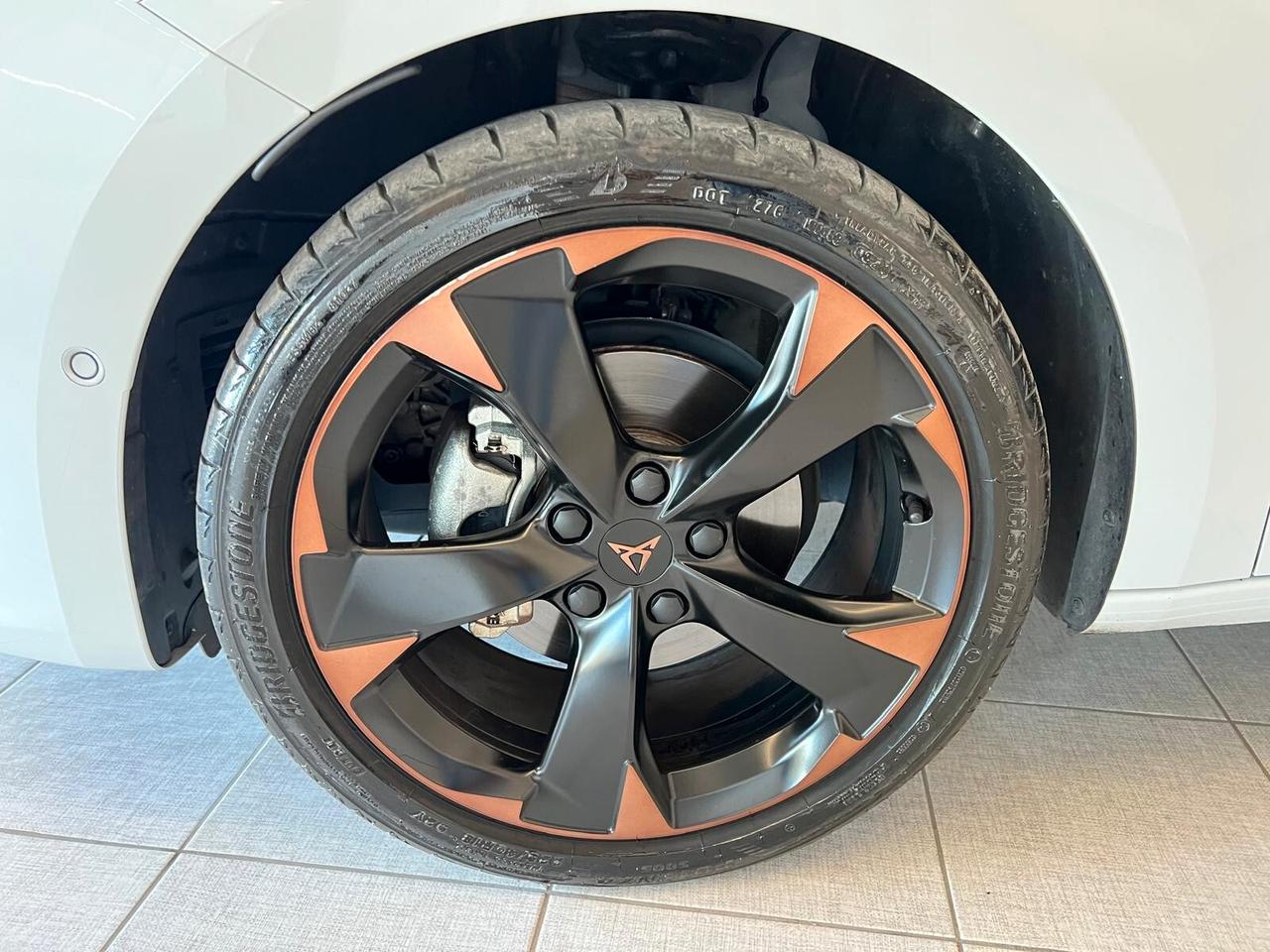 Cupra Leon 1.5 Hybrid 150 CV DSG 2024