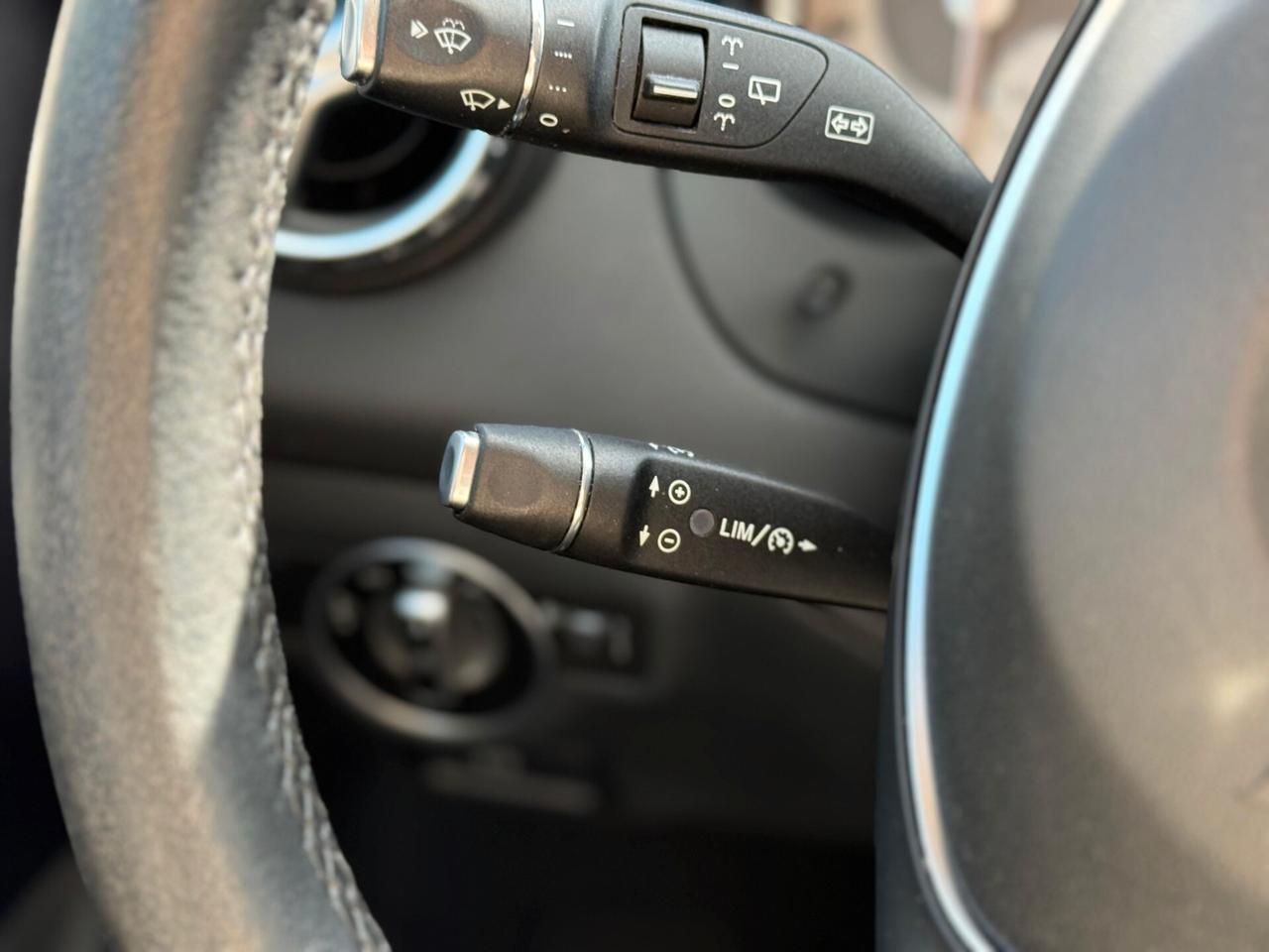 Mercedes-benz GLA 180 d Automatic Business