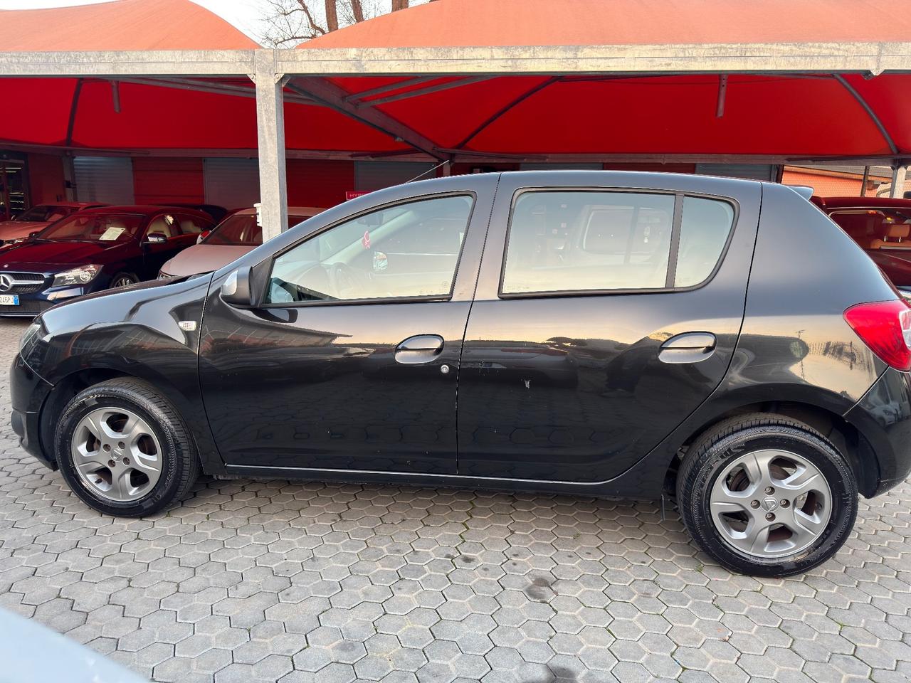 Dacia Sandero 1.2 GPL 75CV ADATTA A NEOPATENTATI