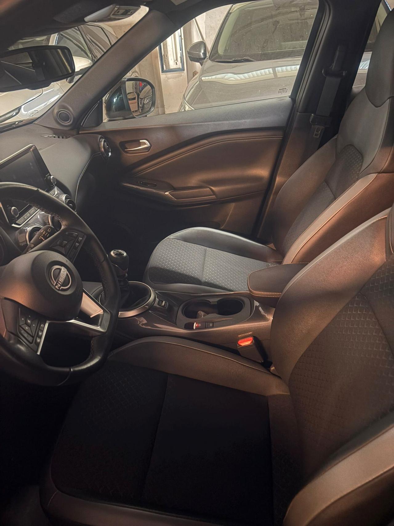 Nissan Juke 1.0 DIG-T 114 CV N-Connecta