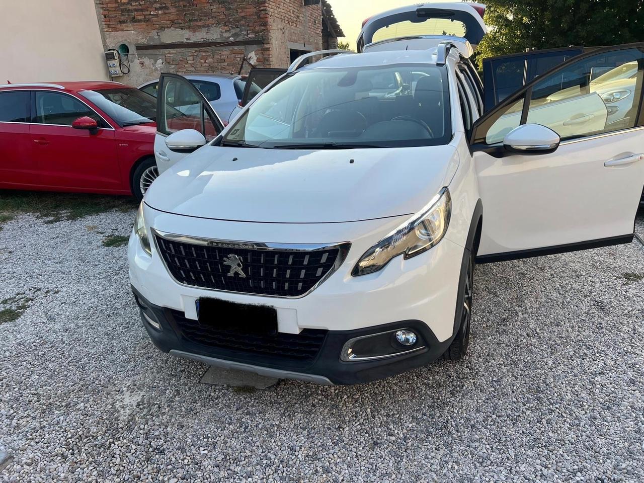 Peugeot 2008 BlueHDi 120 S&S Crossway