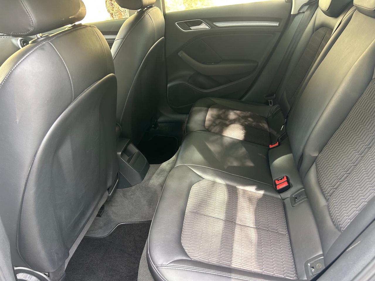 Audi A3 SPB 2.0 TDI Ambiente