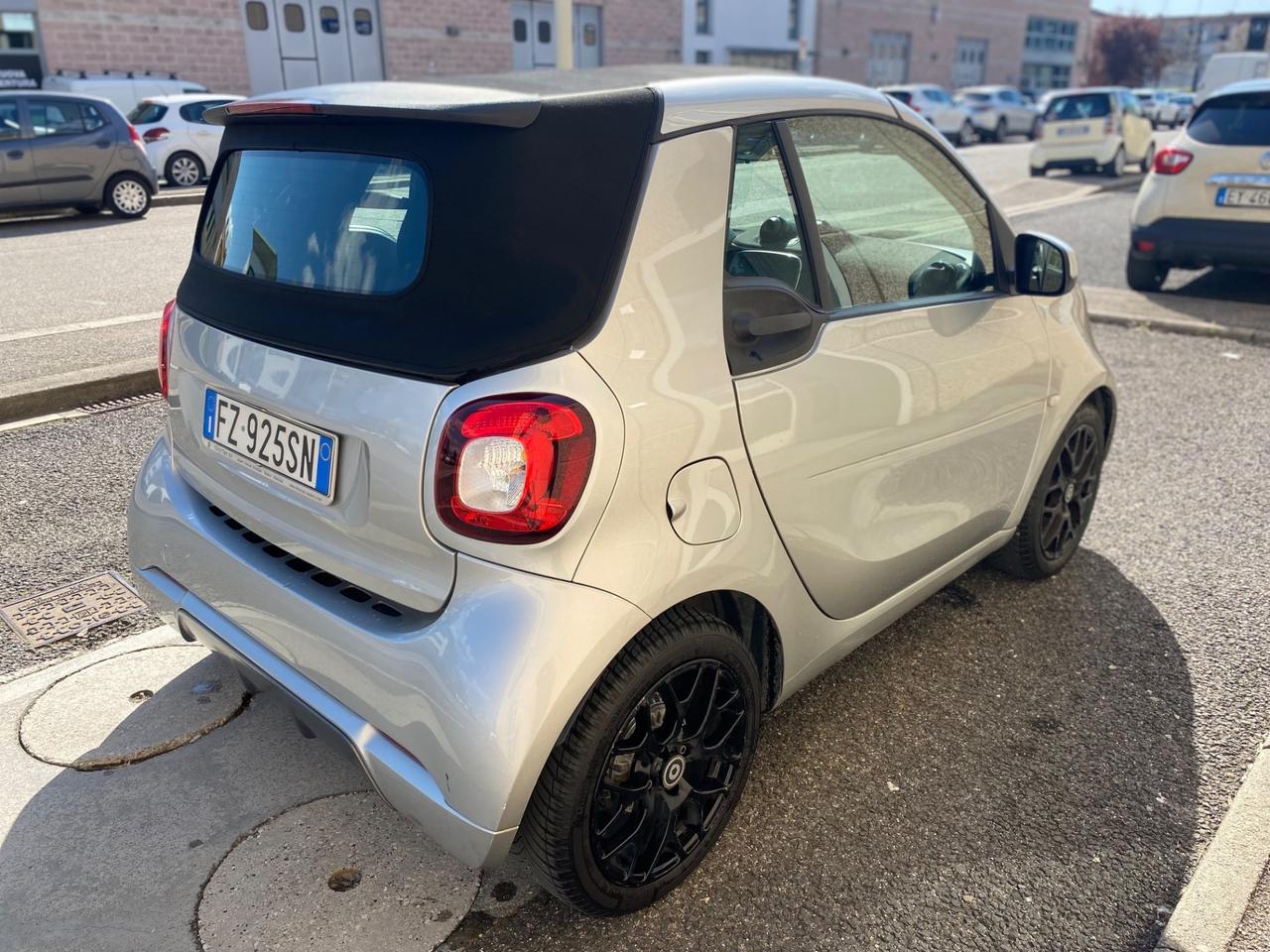 Smart ForTwo 70 1.0 twin. cabrio BRABUS Style