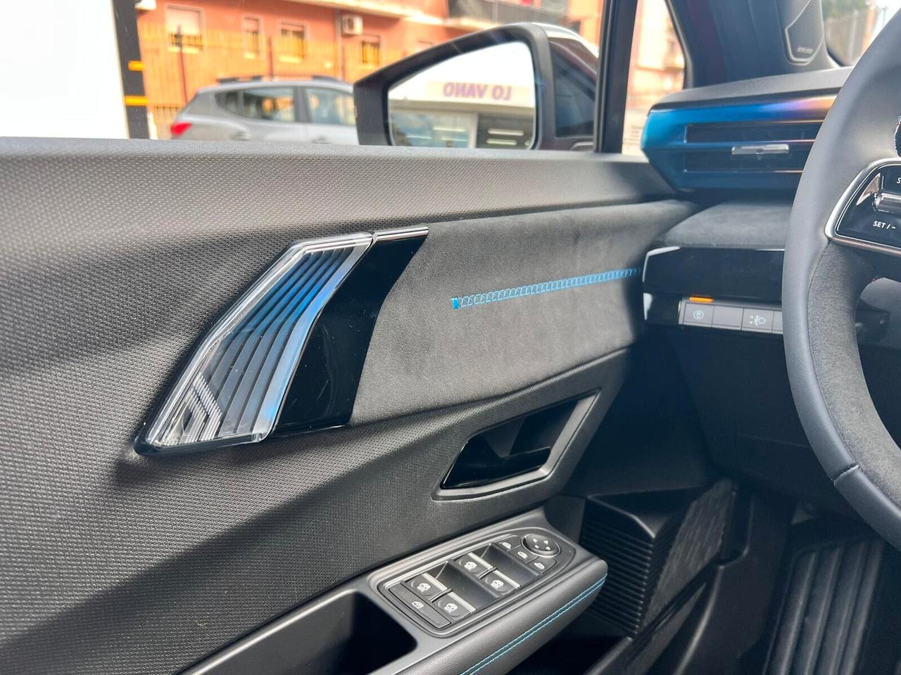 Renault Nuova Clio Full Hybrid E-Tech 160 CV 5 porte Esprit Alpine