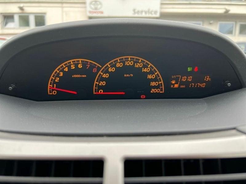 Toyota Yaris Yaris 3p 1.3 dual Sol