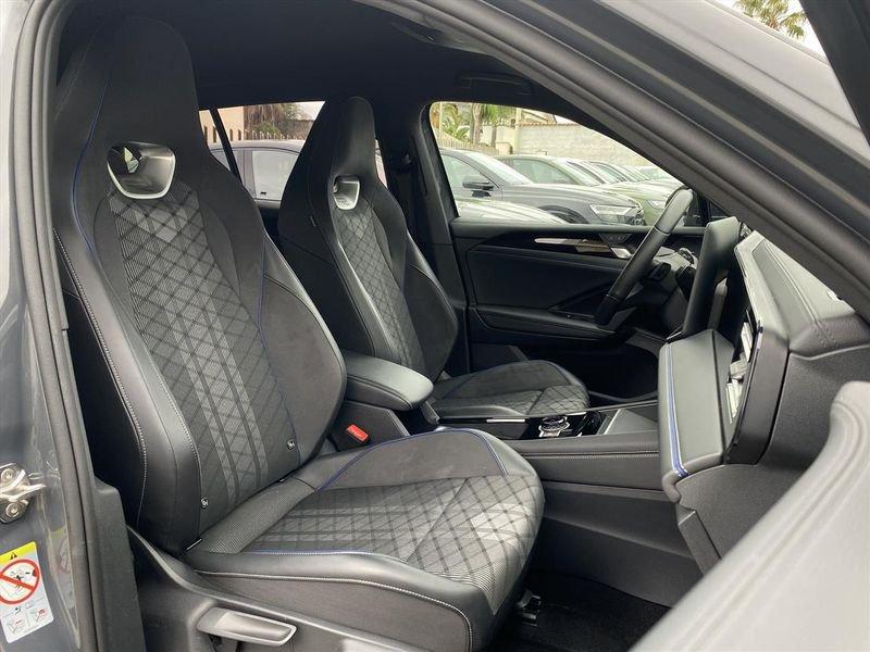 Volkswagen Tiguan R-Line 2.0 TDI 150CV DSG