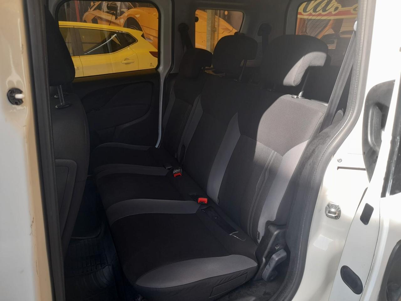 Fiat Doblo 1.6cc diesel 12 mesi garanzia-2017
