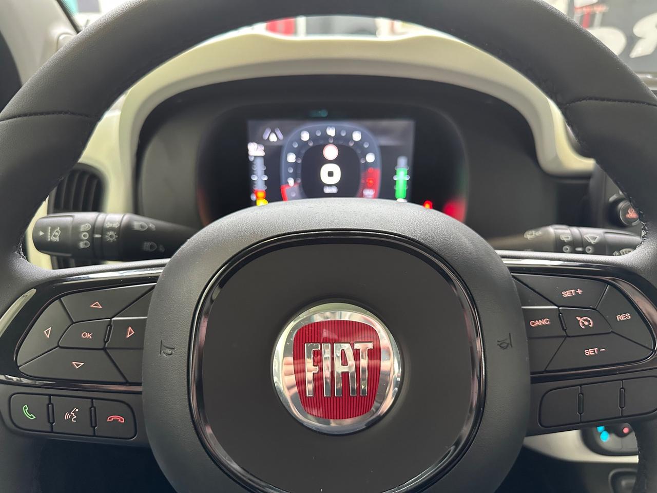 Fiat Panda 1.0 Hybrid 70CV Pandina CROSS KM ZERO 2025
