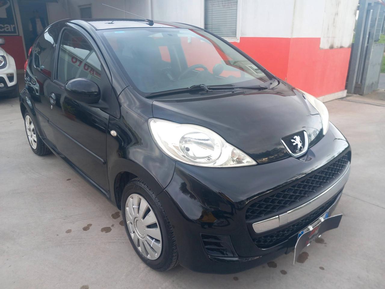 Peugeot 107 1.0 68CV 5p. Desir km 152000