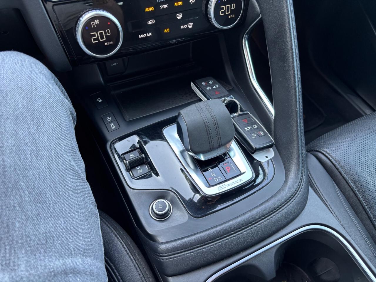 Jaguar E-Pace 2.0D I4 204 CV AWD Auto R-Dynamic HSE