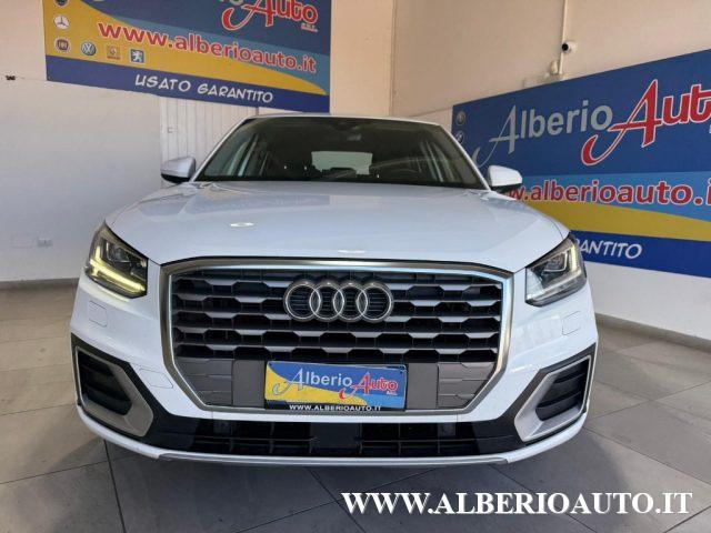 AUDI Q2 30 TDI S tronic Identity Black