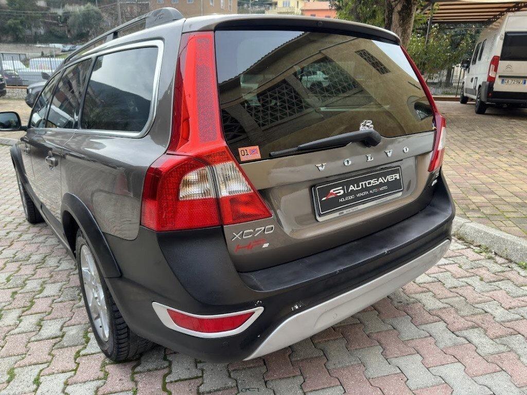 VOLVO XC70 D5 AWD kin
