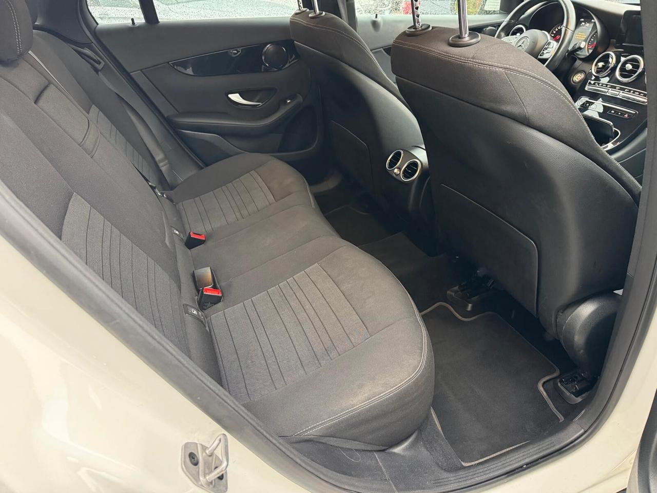 Mercedes-benz GLC 300 de 4Matic Plug-in hybrid Business