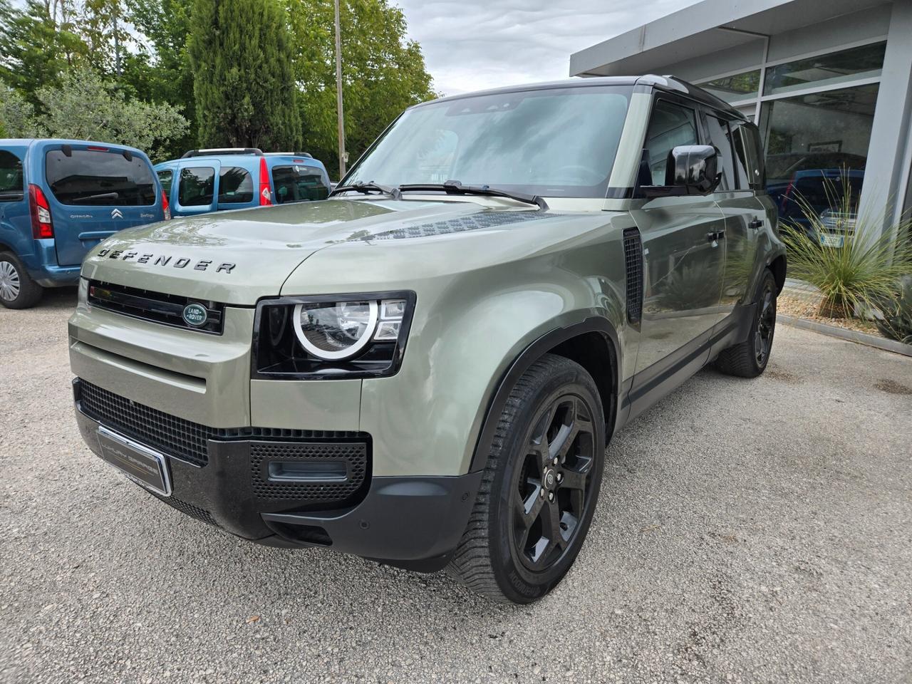 Land Rover Defender 110 2.0 SD4 240CV AWD Auto HSE