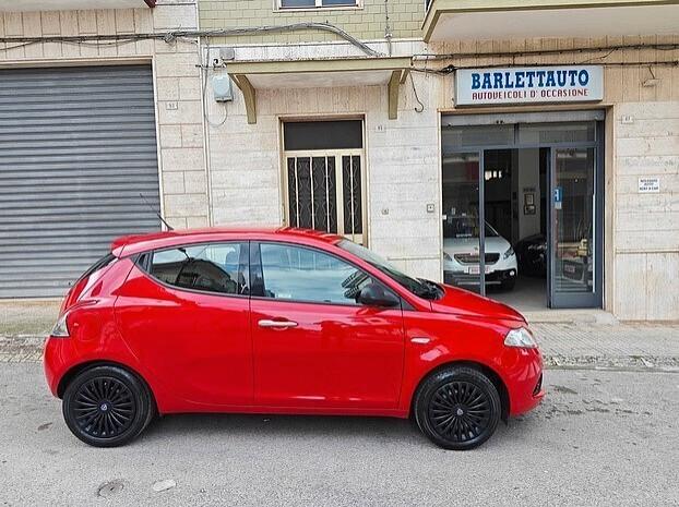 LANCIA Ypsilon 1.2 Benzina 69 cv 5 porte - 2017