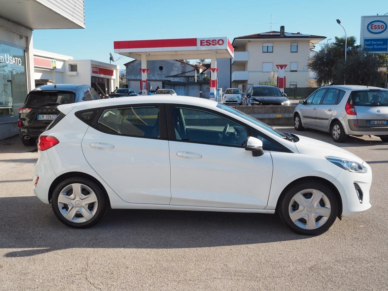 Ford Fiesta 1..1 Plus 5 porte benzina