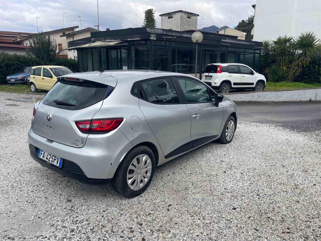 RENAULT CLIO - 1.5 DCI - BERLINA