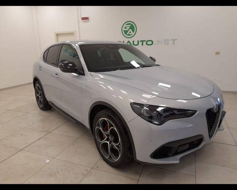 Alfa Romeo Stelvio 2023 2.2 t Veloce Q4 210cv auto