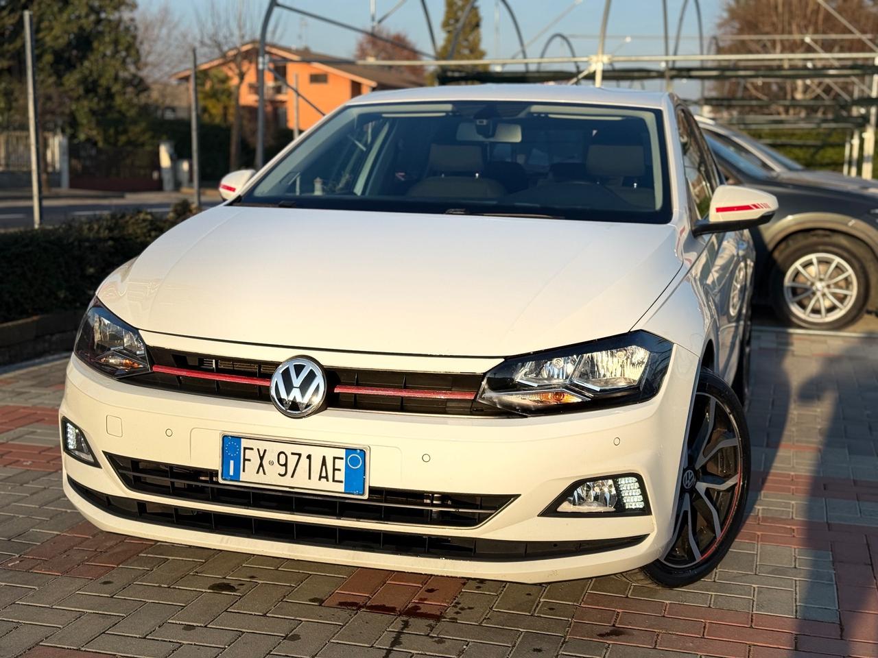 Volkswagen Polo 1.6 TDI 95 CV 5p. Highline NEOPATENTATI