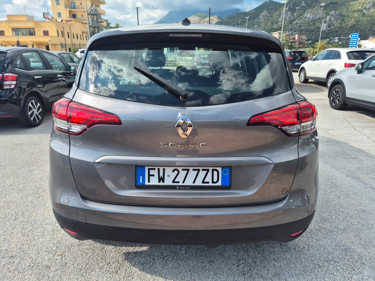 Renault Scenic Blue dCi 150 CV Sport Edition2
