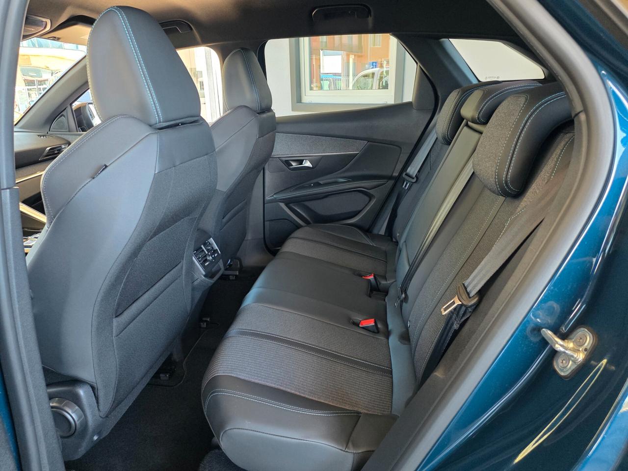 Peugeot 3008 BlueHDi 130 S&S EAT8 Allure Pack