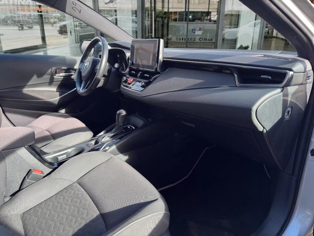 Toyota Corolla Corolla 1.8 hybrid Business Tech cvt