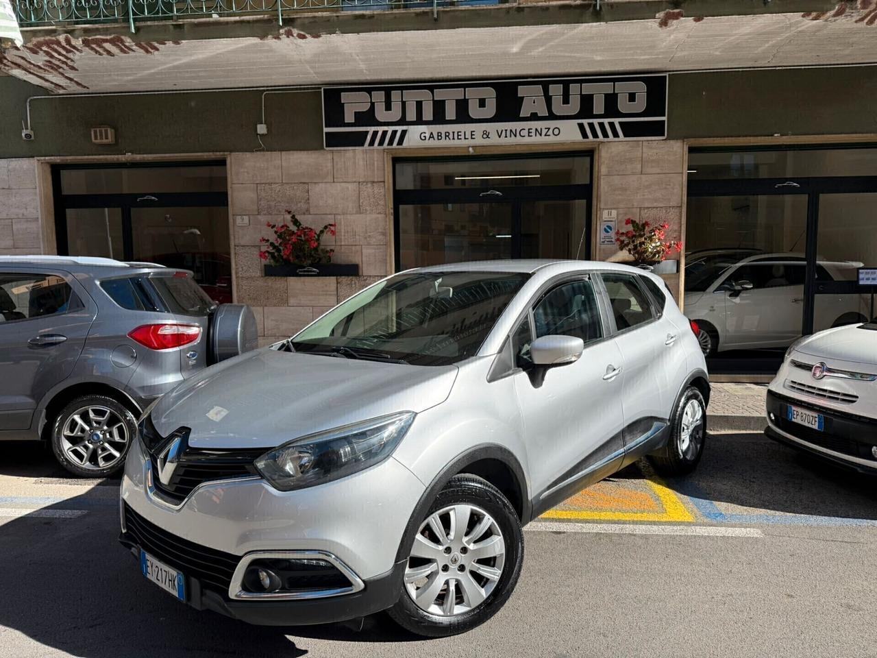 Renault Captur 0.9 90 CV Energy R-Link 63.500 KM