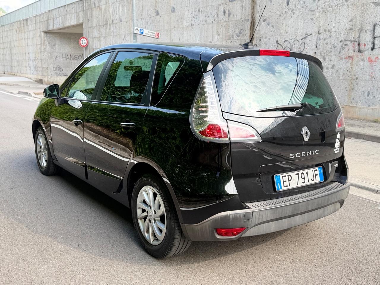 Renault Scenic 1.5 dCi 110CV ok neopatentati