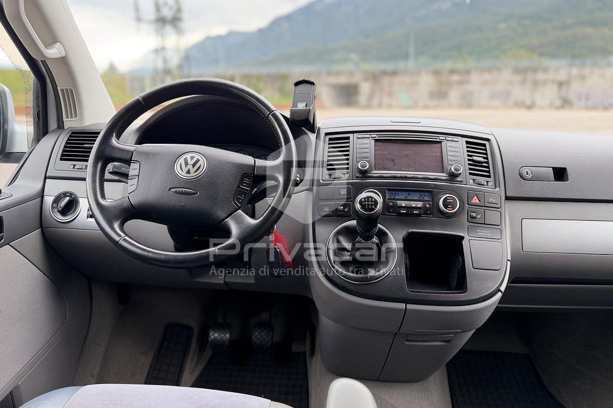 VOLKSWAGEN Multivan 2.5 TDI/174CV Highline