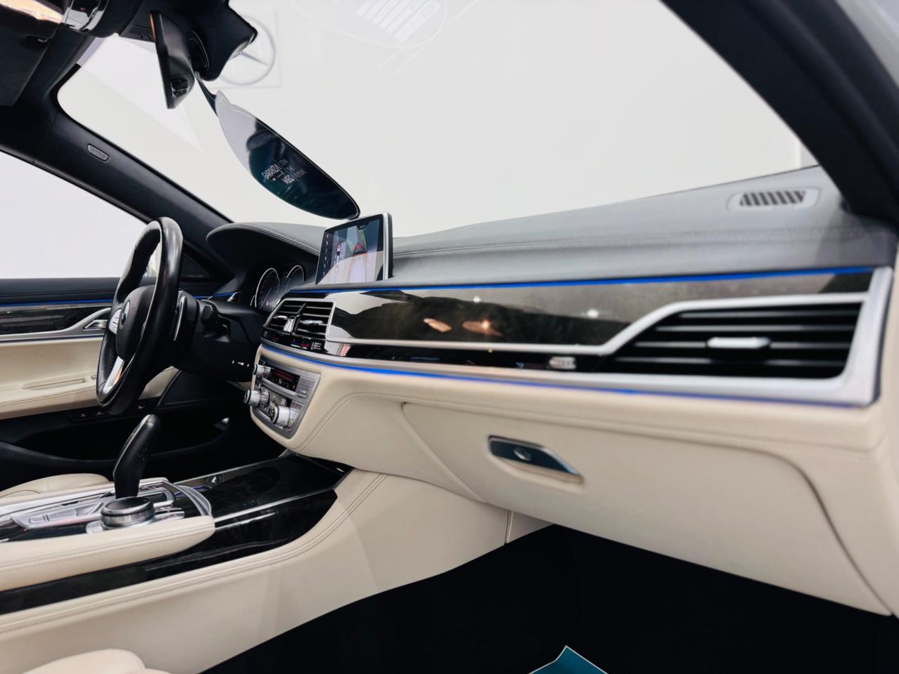 BMW 750i M Sport Performance – 4.4 V8 TwinPower Turbo