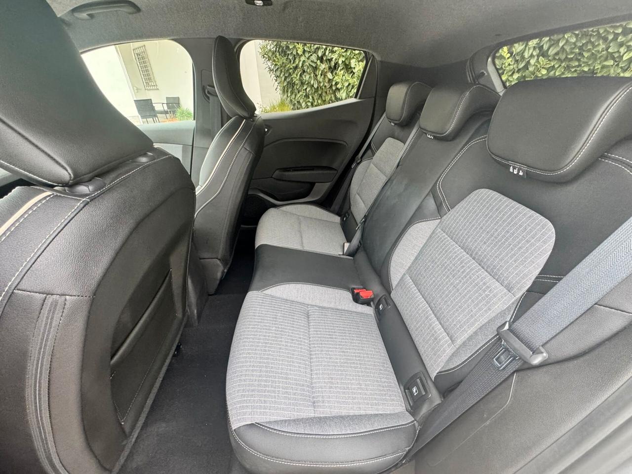 Renault Clio TCe 90 CV 5 porte Techno