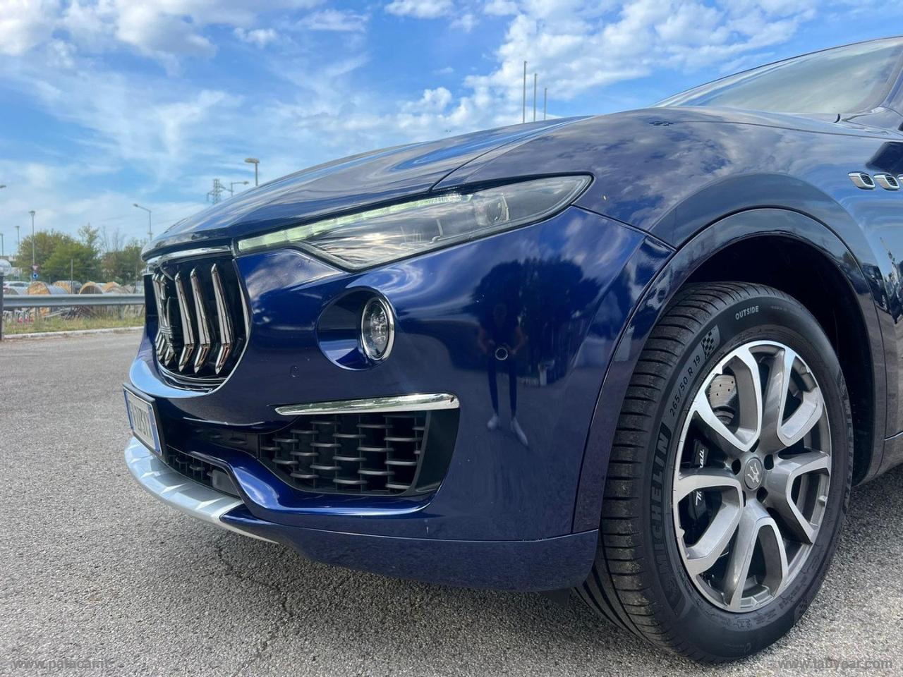 MASERATI Levante V6 430 CV S AWD Granlusso