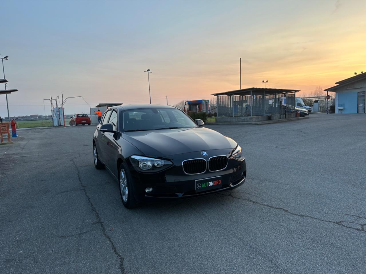 Bmw 114 114d 5p. Urban Ok neopatentati