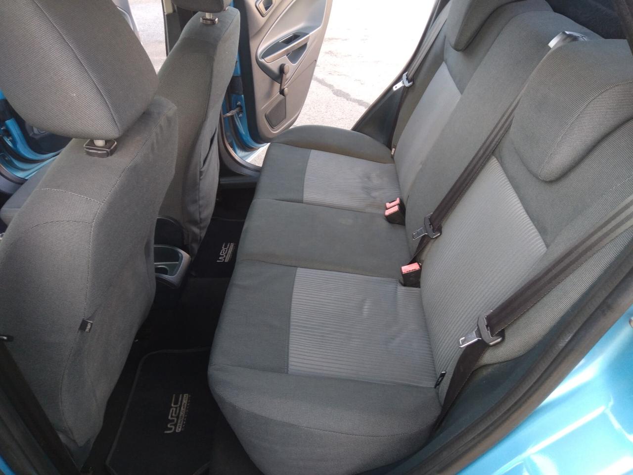 Ford Fiesta 1.4 TDCi 70CV 5 porte Titanium x neopatentati