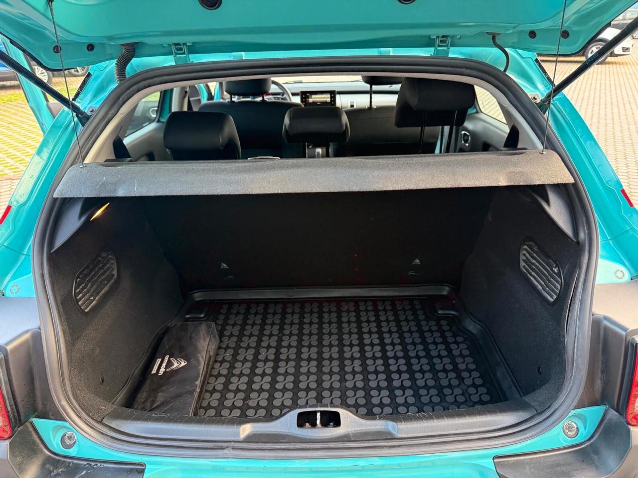 Citroen C4 Cactus PureTech 82 Shine OK NEOPATENTATI