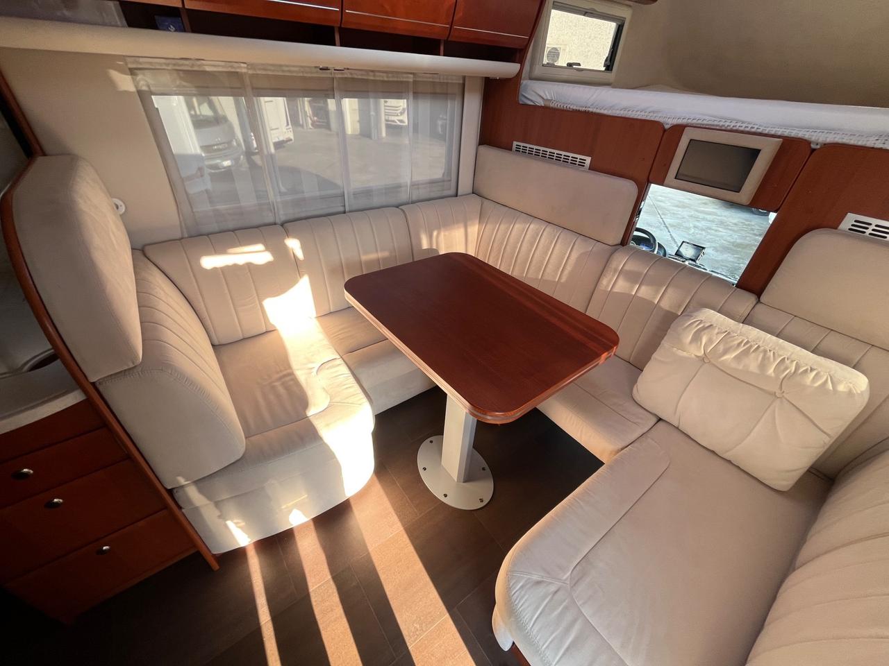 CONCORDE CRUISER 940M MAN 12TGM