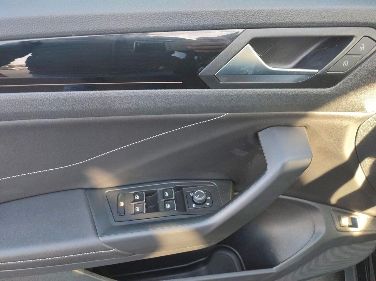 Volkswagen T-Roc R 2.0 TSI DSG 4MOTION BlueMotion Technology