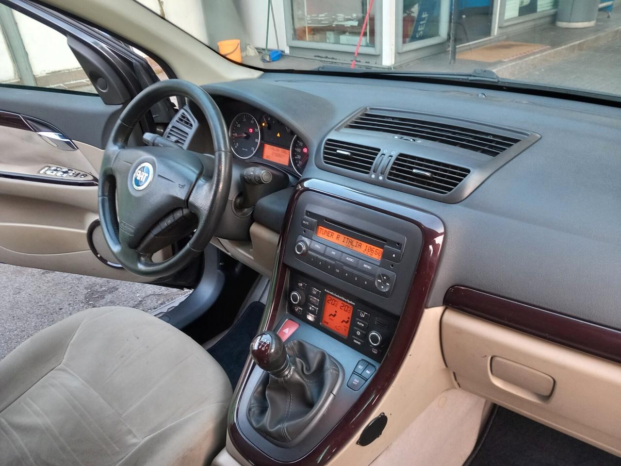 Fiat Croma 1.9 Multijet 16V Must