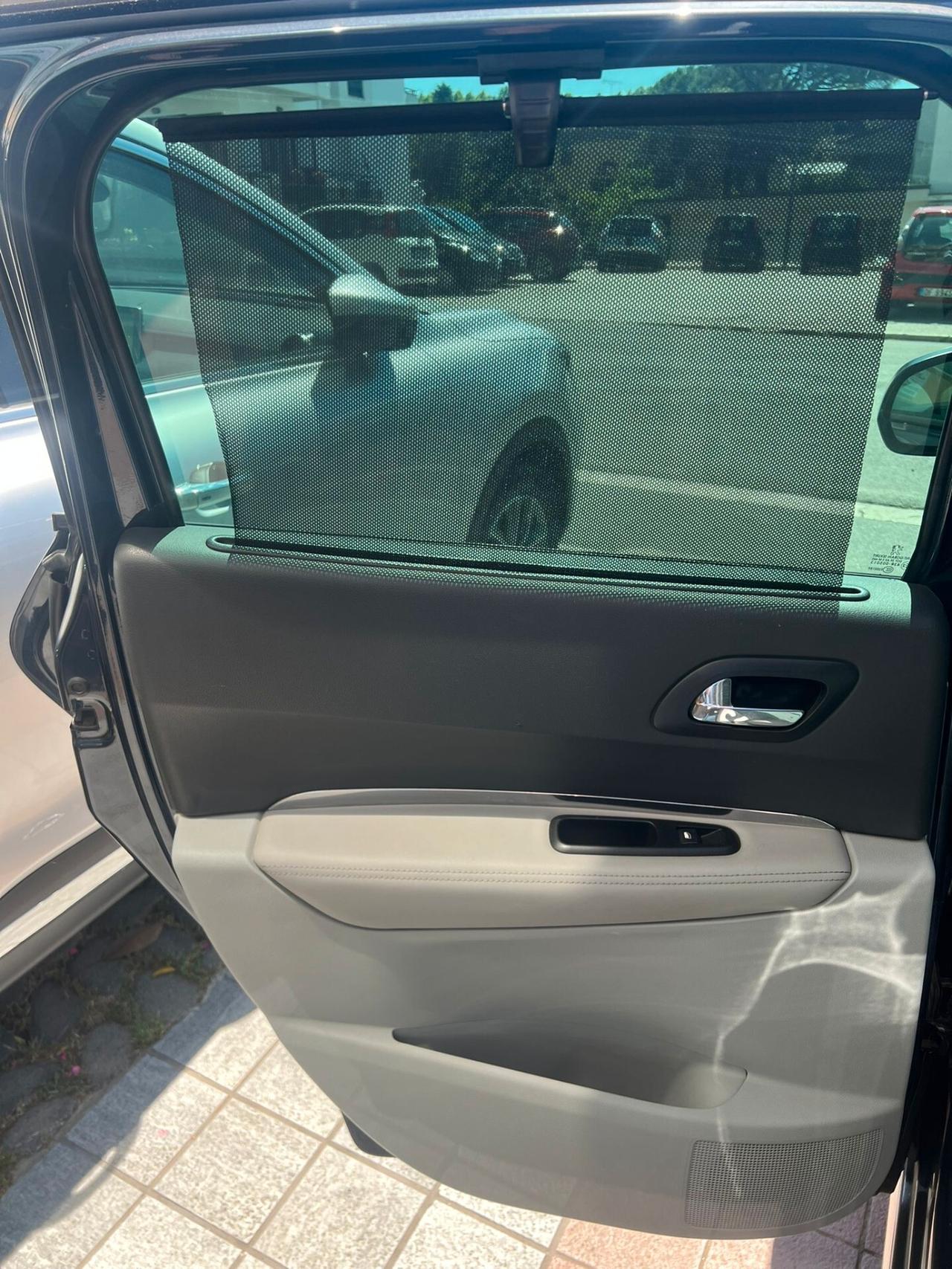 Peugeot 3008 2.0 HDi 150CV Business