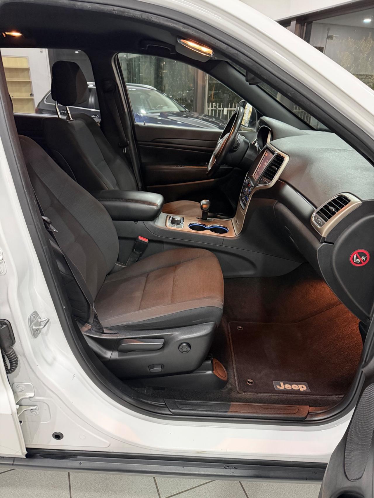 Jeep Grand Cherokee 3.0 V6 CRD Multijet II Laredo