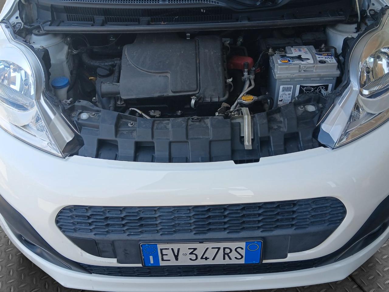 Peugeot 107 5 Porte 107 5p 1.0 12v Active