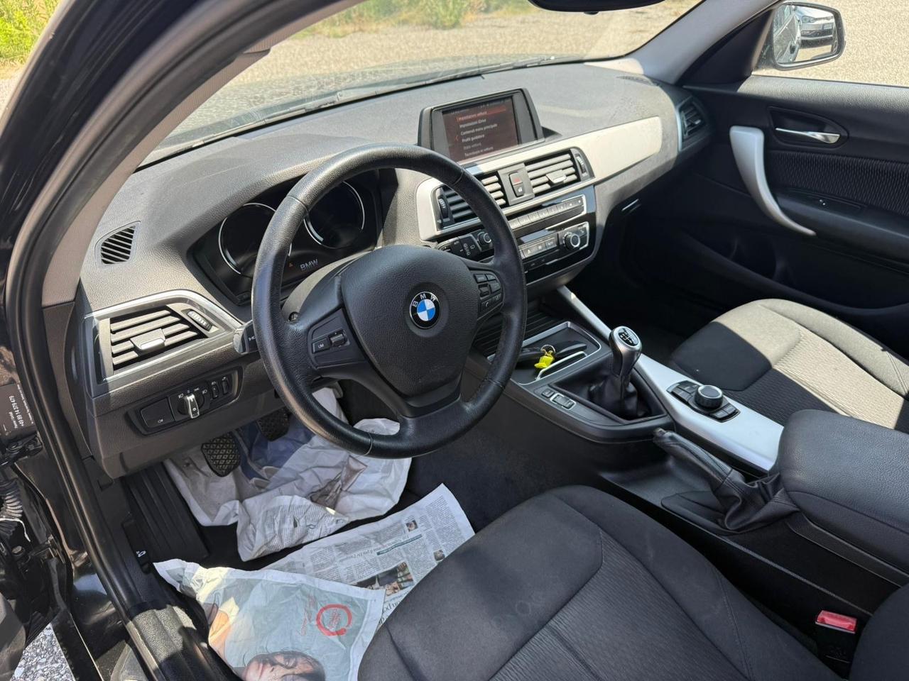 Bmw 118 118i 5p. Urban