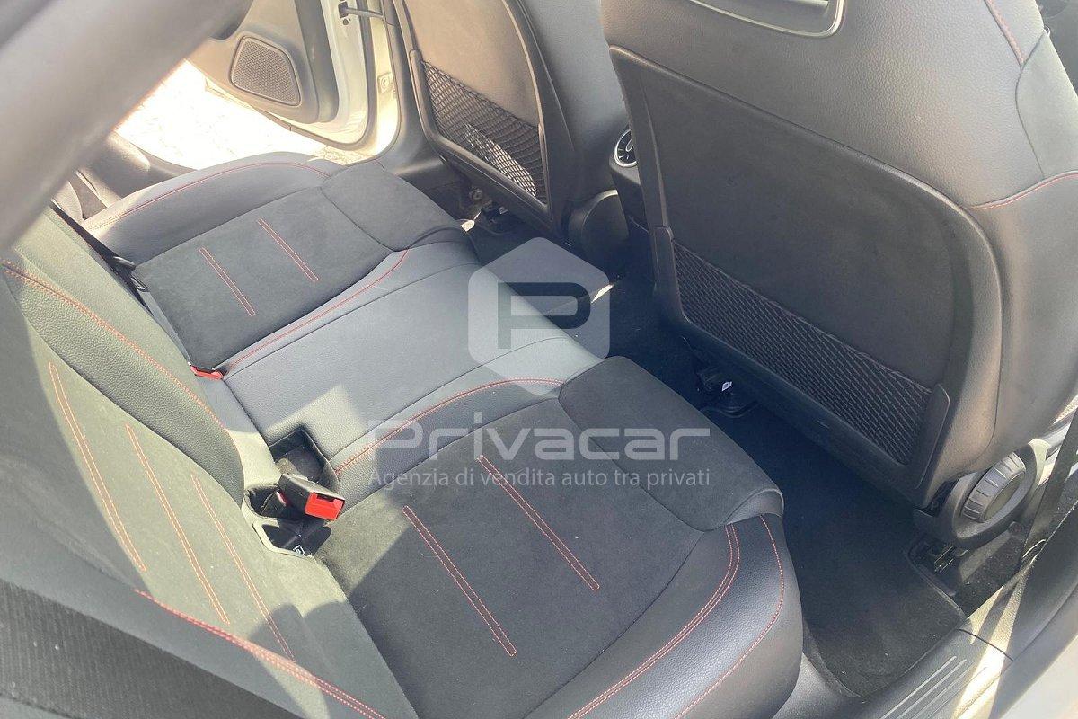 MERCEDES CLA 200 d Automatic Premium