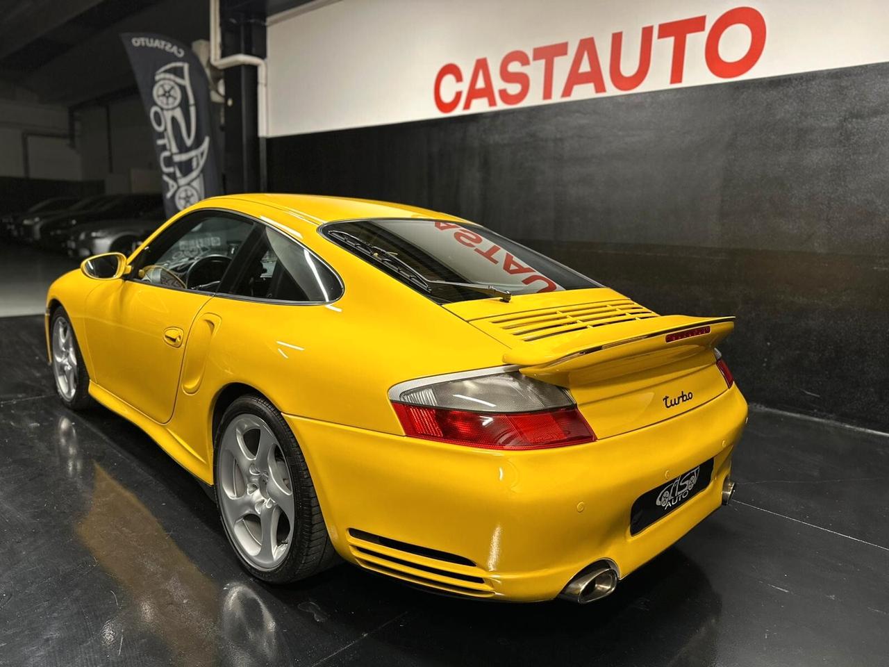 Porsche 996 Turbo Coupé asi