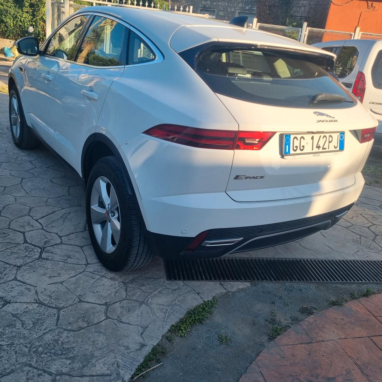 Jaguar E-Pace 2.0D I4 163 CV AWD Auto S