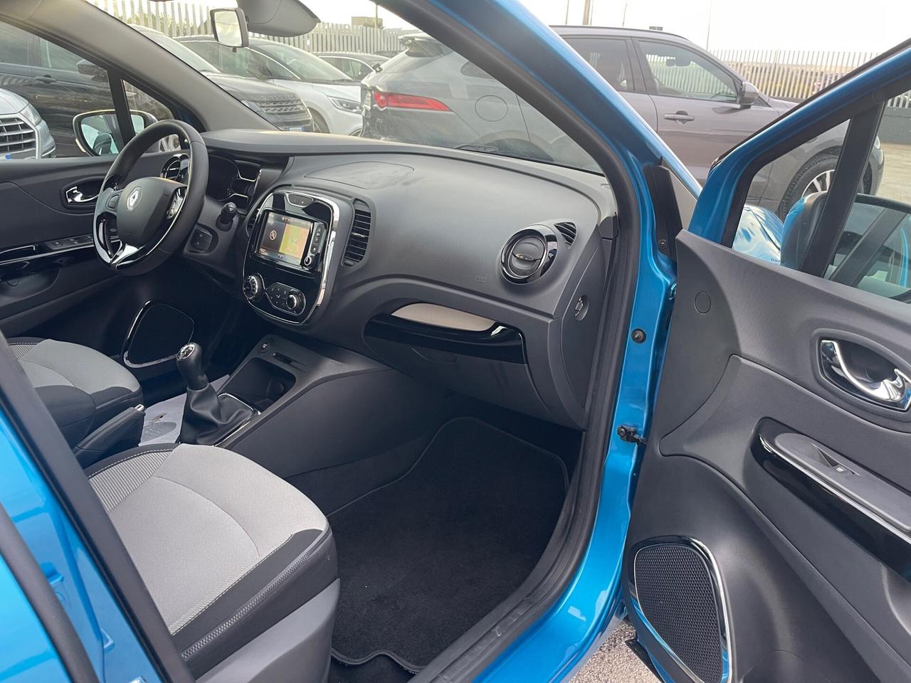 RENAULT CAPTUR 0.9 TCE FULL LED PARI AL NUOVO