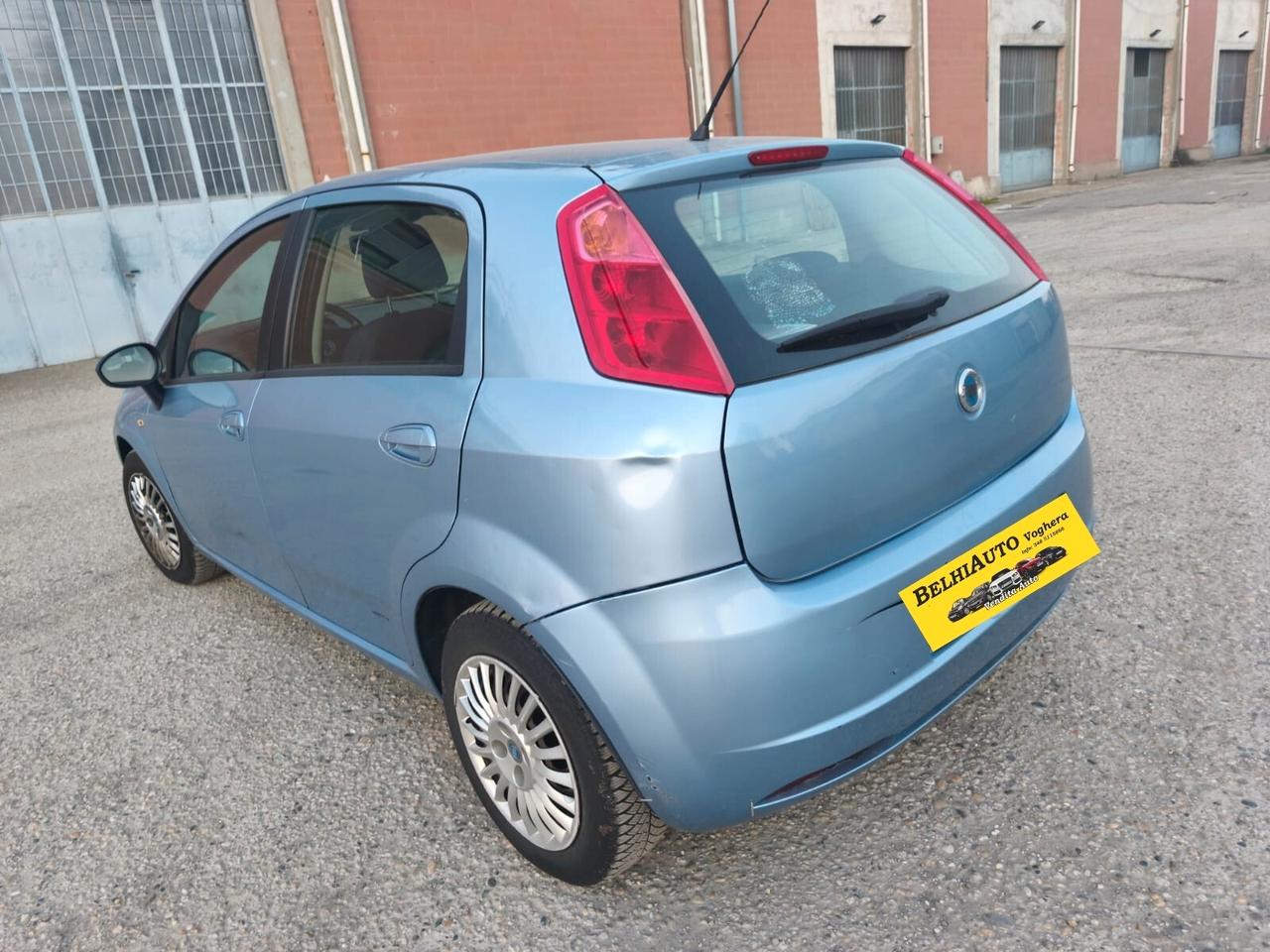 Fiat Punto 2007---1.2 Benzina Neopatentati