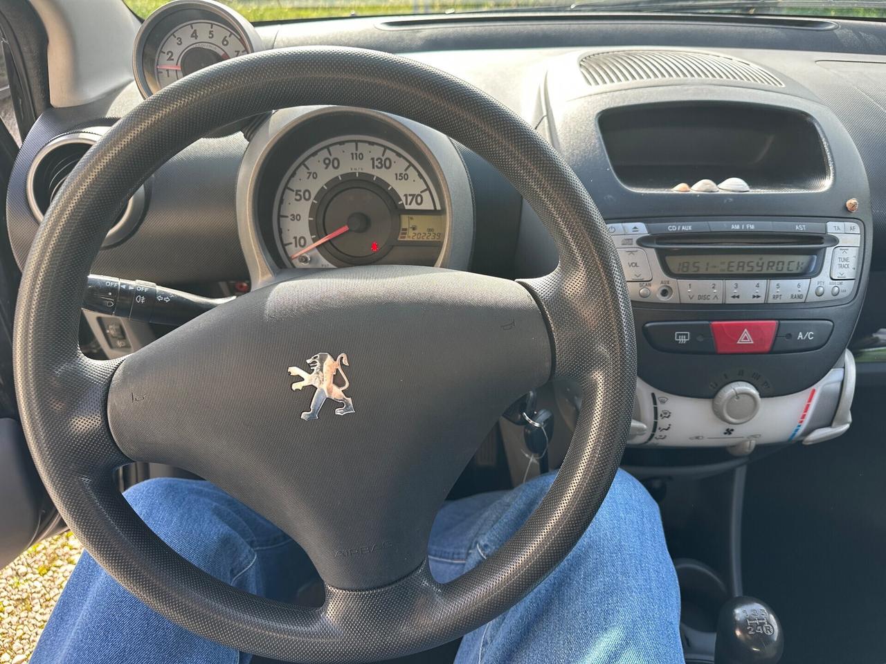 Peugeot 107 1.0 68CV 5p. Sweet Years