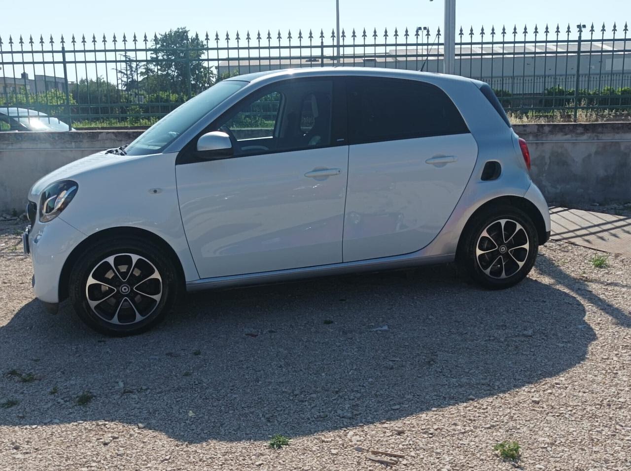 Smart ForFour 70 1.0 Passion