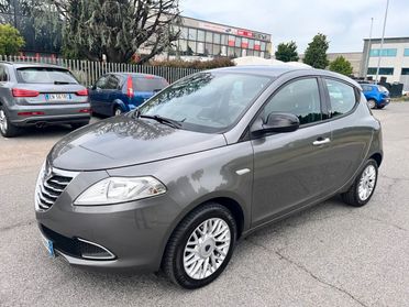 Lancia Ypsilon 0.9 TwinAir 85 CV 5 porte S&S DFN Gold
